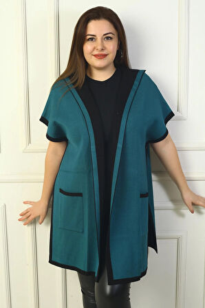 Kadın Yanı Düğme Detaylı Kapüşonlu Arkası Desenli Büyük Beden Panço