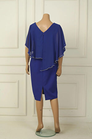 Kadın Ön Arka V Yaka Üstü Şifon Taş Detaylı Güllü Büyük Beden Krep Kısa Elbise