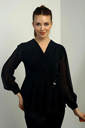 Kadın Kruvaze Yaka Şifon Kollu Çiçek Detaylı Likralı Bluz