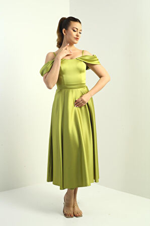 Kadın İp Askılı Düşük Kollu Astarlı Pileli Saten Kloş Uzun Elbise