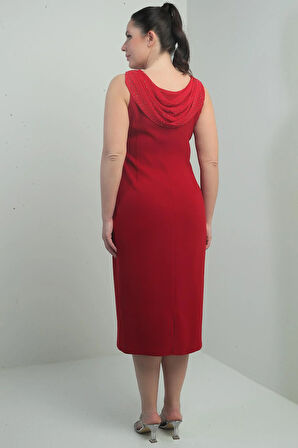 Degaje Yaka Taş Detaylı Astarlı Büyük Beden Krep Midi Elbise