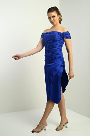 Kadın Madonna Yaka Drapeli Asimetrik Saten Kısa Elbise