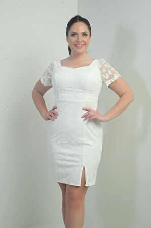 Kadın Beşgen Yaka Astarlı Önü Mini Yırtmaçlı Büyük Beden Simli Tül Elbise