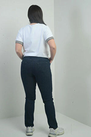 Kadın Yüksek Bel Boru Paça Likralı Büyük Beden Kot Pantolon