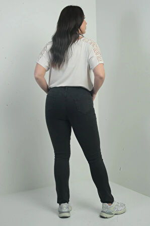 Kadın Yüksek Bel Boru Paça Likralı Büyük Beden Kot Pantolon