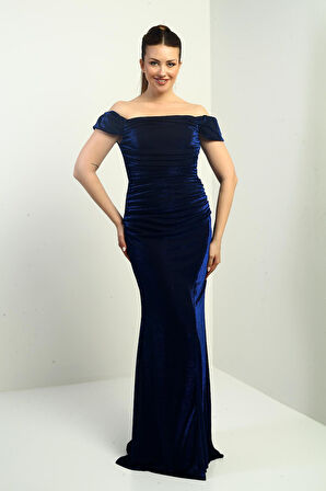 Kadın Eteği Ve Göğsü Büzgülü Astar Simli Balık Elbise