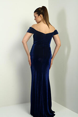 Kadın Eteği Ve Göğsü Büzgülü Astar Simli Balık Elbise