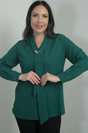Kadın V Yaka Fularlı Krep Saten Büyük Beden Bluz
