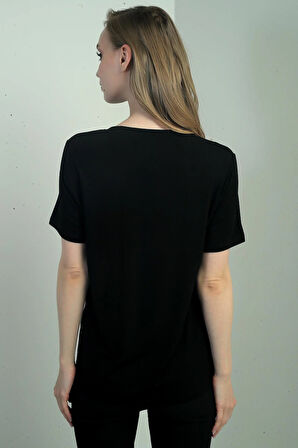 Kadın Yakası Simli V Yaka Kısa Kol Bluz