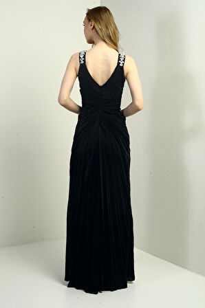 Kadın Kruvaze Yaka Omuzu Kalın Taş Detaylı Önü Taşlı Büzgülü Yırtmaçlı Uzun Abiye Elbise