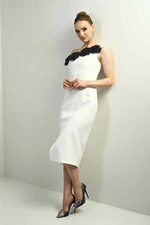 Kadın Tek Omuzlu Çiçek Detaylı Yaka Önü Yırtmaçlı Krep Midi Elbise