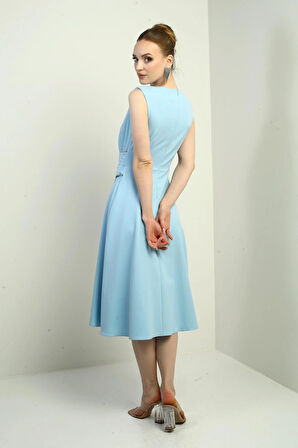 Kadın Beli Taş Detaylı Drapeli Kloş Midi Krep Elbise