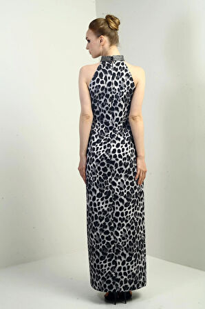 Kadın Taş Detaylı Halter Yaka Leopar Desenli Kendinden Telalı Midi Elbise