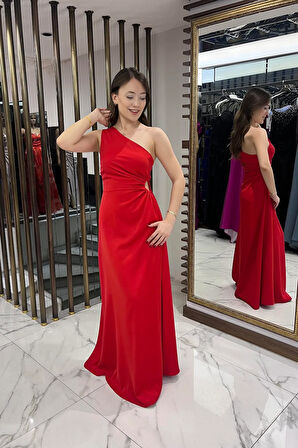 Kadın Tek Omuz Yan Pencere Detaylı Uzun Krep Saten Elbise