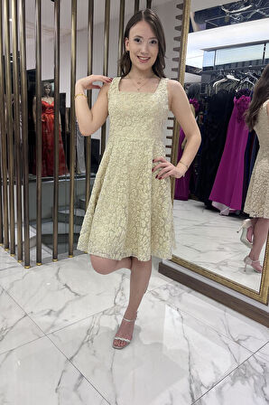 Kadın Kalın Askılı Astarlı Sim Flok Baskılı Kısa Kloş Elbise