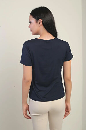 Kadın V Yaka Yırtmaçlı Kısa Kol Bluz