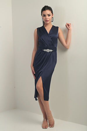 Kadın Kruvaze Yaka Önü Pileli Beli Kemerli Krep Saten Elbise