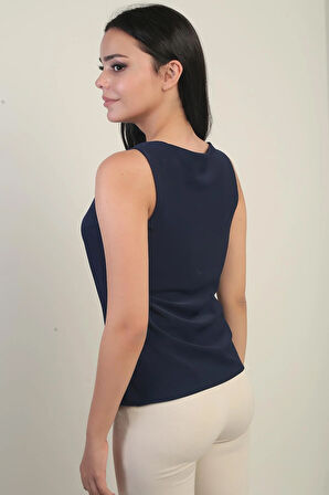 Kadın Degaje Yaka Kolsuz Krep Saten Bluz