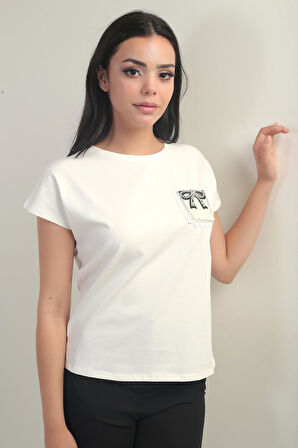 Kadın Yuvarlak Yaka Kısa Kollu Cep Detaylı Likralı Bluz