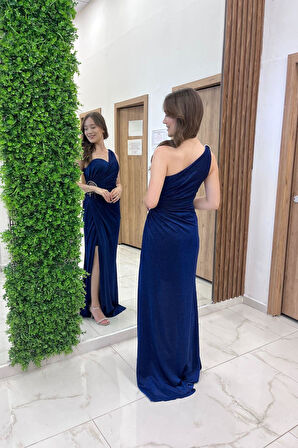 Kadın Tek Omuz Yanı Transparan Drapeli Astarlı Likralı Simli Uzun Elbise