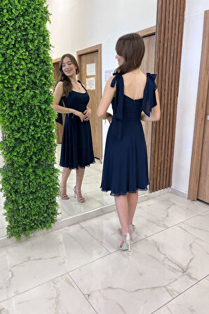 Kadın Omuzu Bağcıklı Astarlı Kısa  Elbise