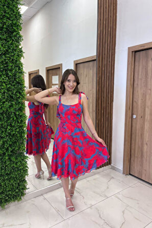 Kadın Omuzu Bağcıklı Astarlı Batik Desen Kısa Şifon Elbise