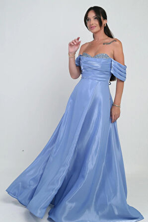 Kadın Parlak Taş Detaylı Straplez Düşük Kollu Organze Uzun Elbise