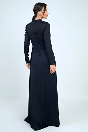 Taş İşlemeli Önü Büzgülü Astarlı Krep Saten Tesettür Elbise