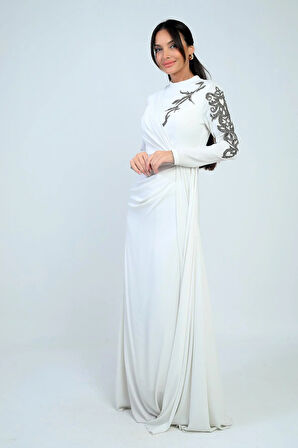 Taş İşlemeli Önü Büzgülü Astarlı Krep Saten Tesettür Elbise