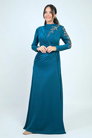 Taş İşlemeli Önü Büzgülü Astarlı Krep Saten Tesettür Elbise