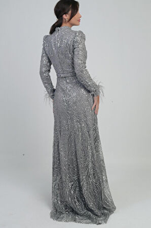 Kadın Kolu Tüylü Boncuk Ve Pullu Astarlı Tül Uzun Elbise