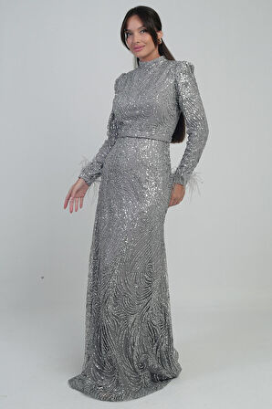 Kadın Kolu Tüylü Boncuk Ve Pullu Astarlı Tül Uzun Elbise