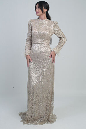 Kadın Kolu Tüylü Boncuk Ve Pullu Astarlı Tül Uzun Elbise