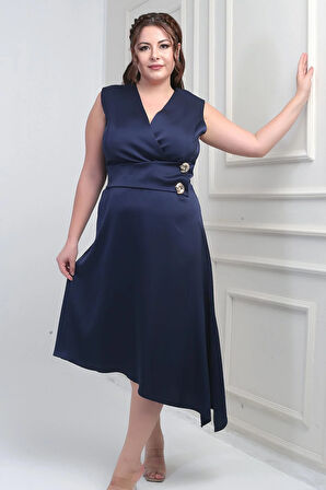 Kadın Kruvaze Yaka Düğme Detaylı Asimetrik Büyük Beden Krep Saten Elbise