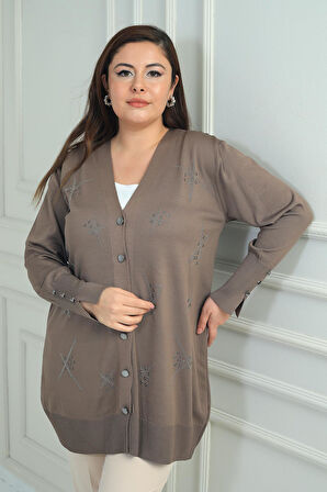 Kadın Kolları Düğme Detaylı Zımbalı Büyük Beden Uzun Hırka