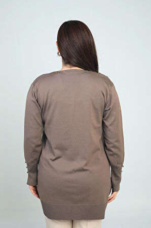 Kadın Kolları Düğme Detaylı Zımbalı Büyük Beden Uzun Hırka