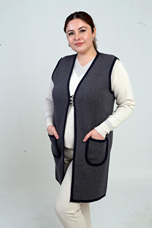 Kadın Önü 3 Düğmeli Cepli Mini Üçgen Desen Büyük Beden Uzun Triko Yelek