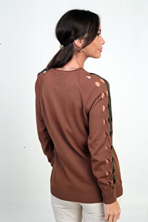 Kadın Kolu Şerit Dekolteli Triko Bluz