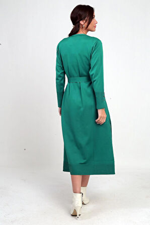 Kadın Kolları Düğme Detaylı Cepli Yanları Yırtmaaçlı Uzun Hırka