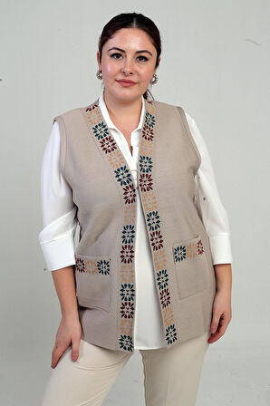 Kadın  Çiçek Motifli Cepli Büyük Beden Kısa Triko Yelek