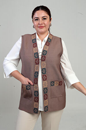 Kadın  Çiçek Motifli Cepli Büyük Beden Kısa Triko Yelek