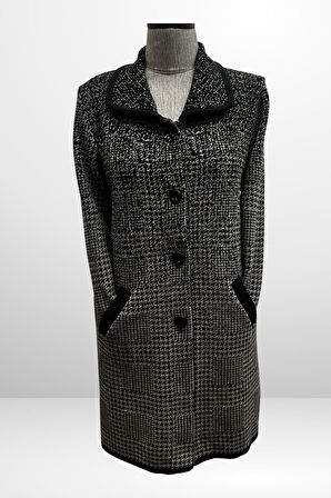 Kadın Önü Düğmeli Kazayağı Desenli Cepli Büyük Beden Triko Kaban