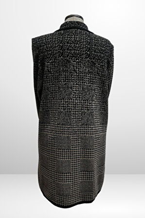 Kadın Önü Düğmeli Kazayağı Desenli Cepli Büyük Beden Triko Kaban