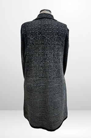 Kadın Önü Düğmeli Kazayağı Desenli Cepli Büyük Beden Triko Kaban