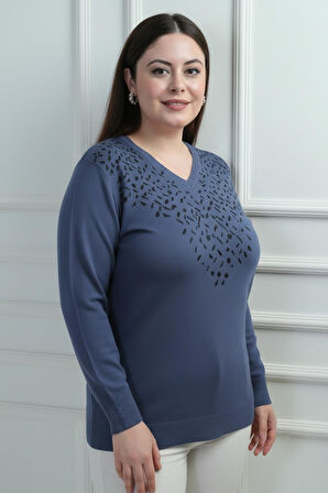 Kadın V Yaka Önü Sim Detaylı Büyük Beden Triko Bluz