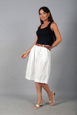 Kadın Beli Lastikli Cepli Diz Altı Bermuda İtaly Cotton Şort