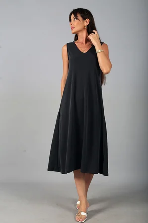 Kadın V Yaka Ön Pervazlı Pike Kumaş Kolsuz Oversize Midi Elbise