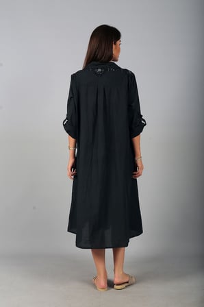 Kadın İtalyan Cotton Cepli Kabartma Nakışlı Pullu Oversize Uzun Elbise
