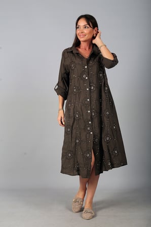 Kadın İtalyan Cotton Cepli Kabartma Nakışlı Pullu Oversize Uzun Elbise