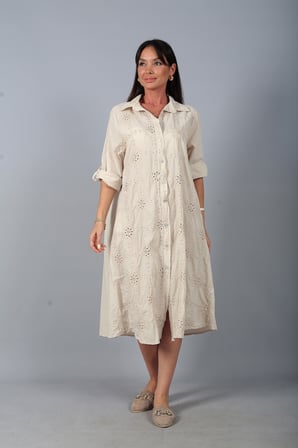 Kadın İtalyan Cotton Cepli Kabartma Nakışlı Pullu Oversize Uzun Elbise